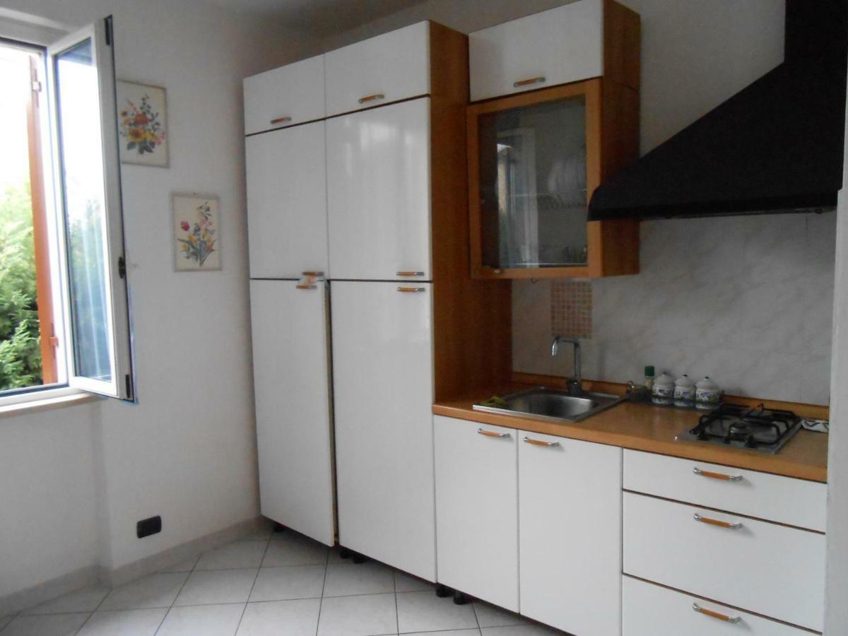 דירות Monolocale A Peschiera Del Garda Vista Lago מראה חיצוני תמונה